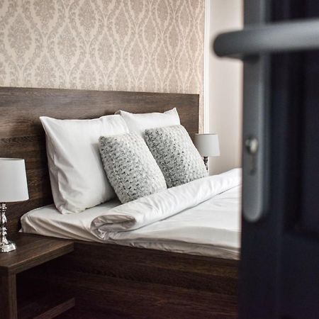 B House Rooms Ιάσιο Εξωτερικό φωτογραφία