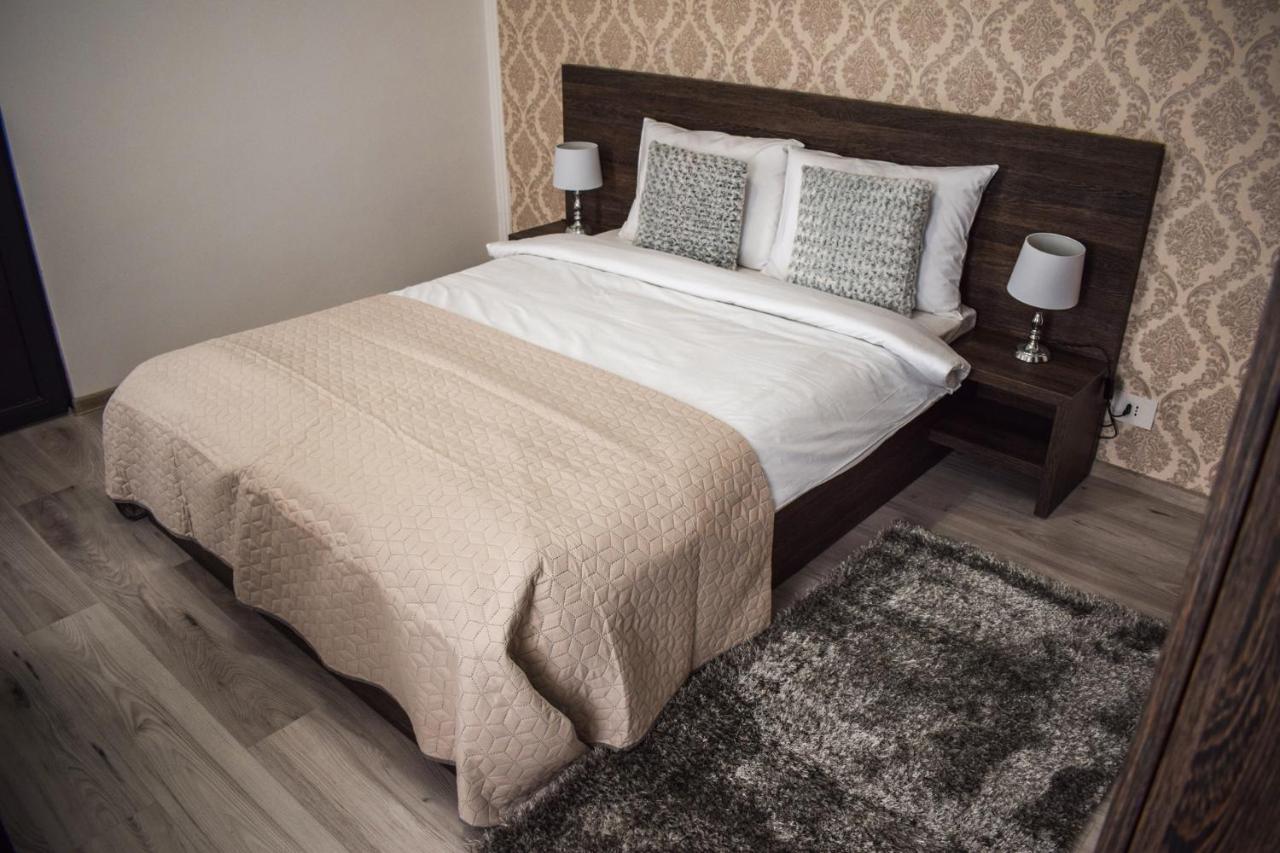 B House Rooms Ιάσιο Εξωτερικό φωτογραφία
